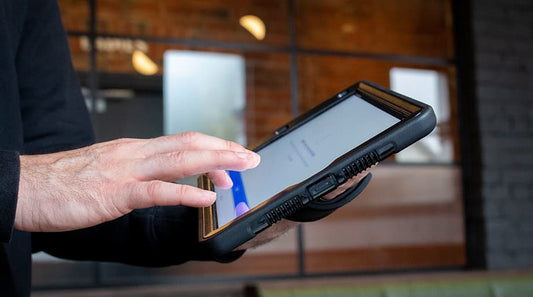 elde taşınır tablet kılıfı