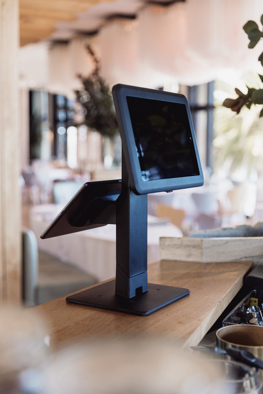 masaüstü ipad standı